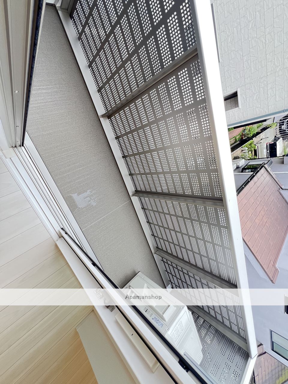 バルコニー　※同物件、別部屋の写真です。