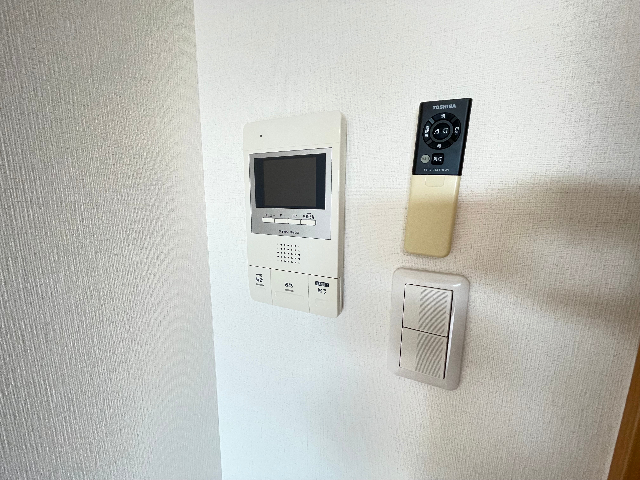 セキュリティ　モニターフォン付きです