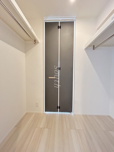 収納　ウォークインクローゼット
