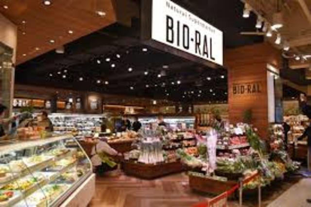 スーパー　ライフビオラル丸井吉祥寺店（スーパー）まで982m