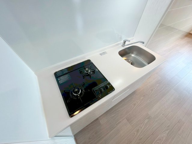 キッチン　作業のしやすい広めのキッチンです。