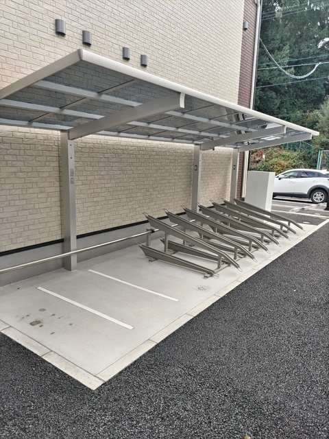 その他共有部分　駐輪場になります♪