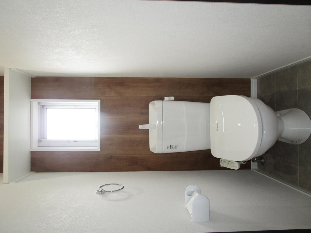 トイレ　温水洗浄便座