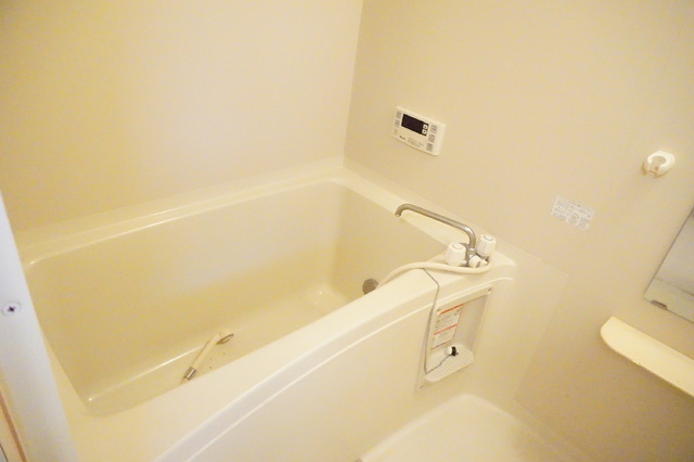 バス・シャワールーム　浴室※同タイプ参考写真