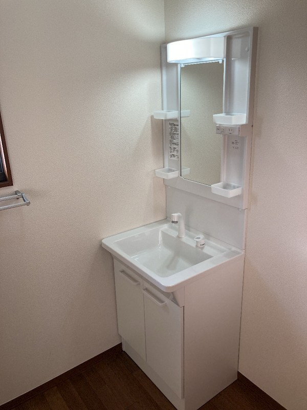 洗面設備　反転間取参照