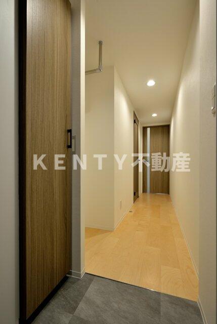 居室・リビング　こちらの居間で趣味の時間をお楽しみください