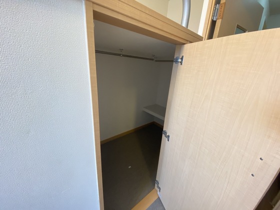 収納　※別部屋の写真です