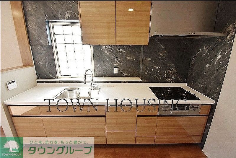 キッチン　お問合せは(株)タウンハウジングレジデンス事業部　赤坂店・…