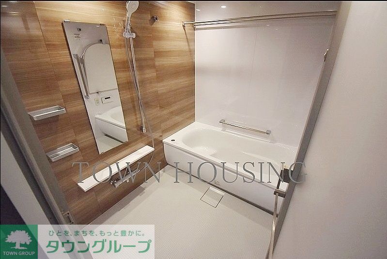 バス・シャワールーム　お問合せは(株)タウンハウジングレジデンス事業部　赤坂店・…