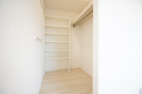 収納　ウォークインクローゼット