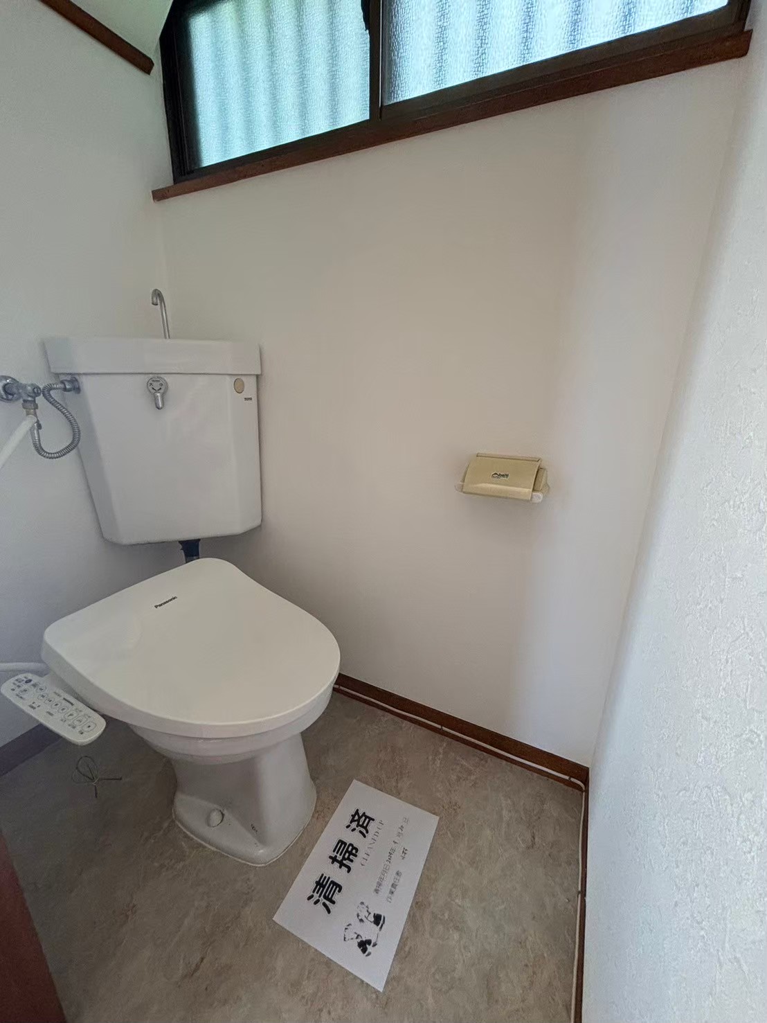 トイレ　ウォシュレット付♪（残置物扱い）