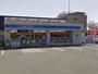 コンビニ　ローソン八王子四谷町店（コンビニ）まで747m