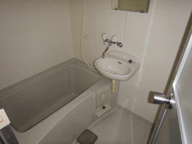 バス・シャワールーム　別号室写真