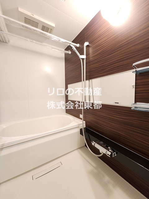 バス・シャワールーム　追い焚き機能・浴室乾燥機付きバスルーム♪