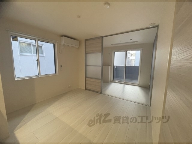 居室・リビング　洋室