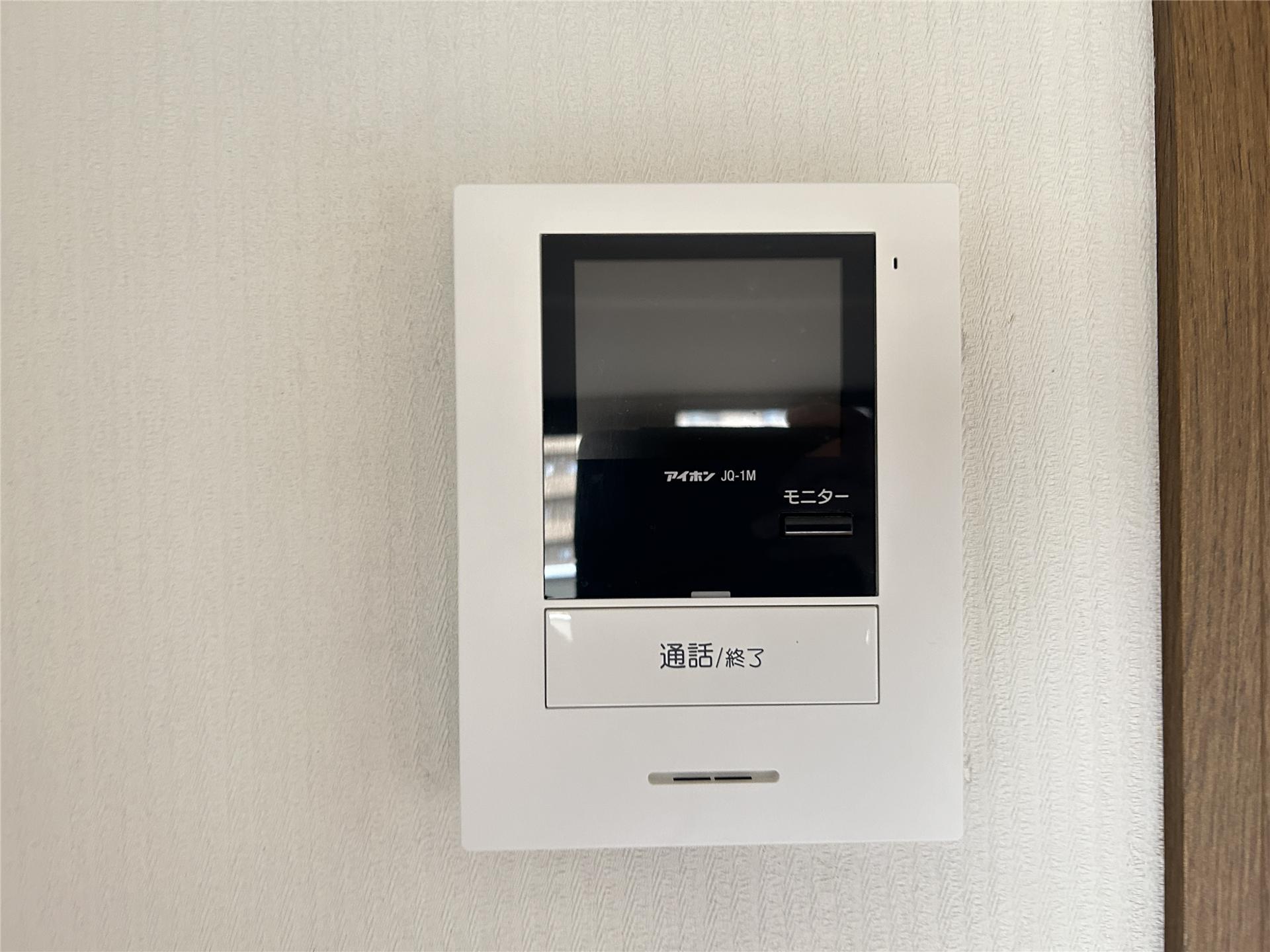セキュリティ　来訪者を確認出来るTVモニターホン付きです