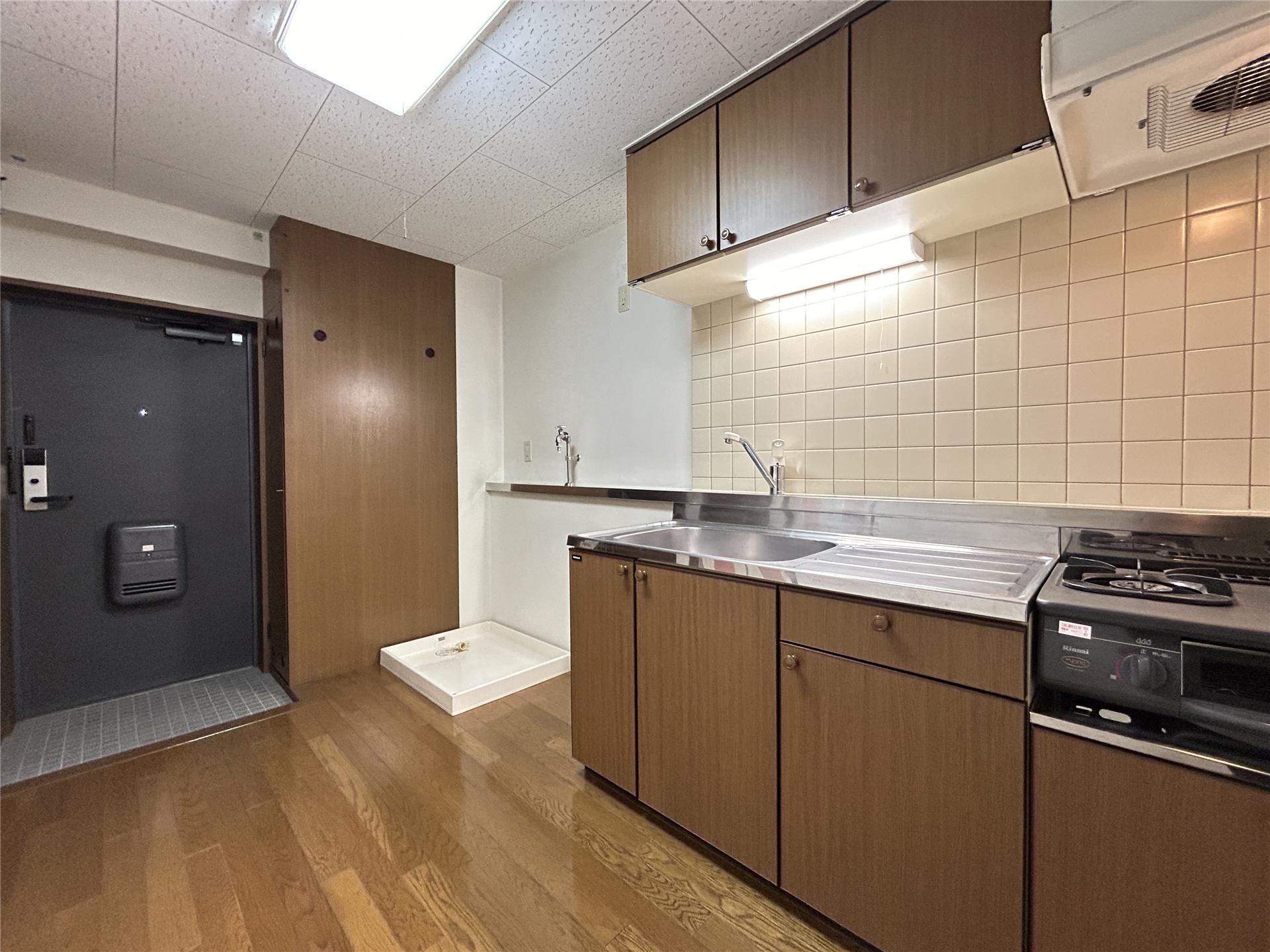 キッチン　2口のガスコンロが設置可能です