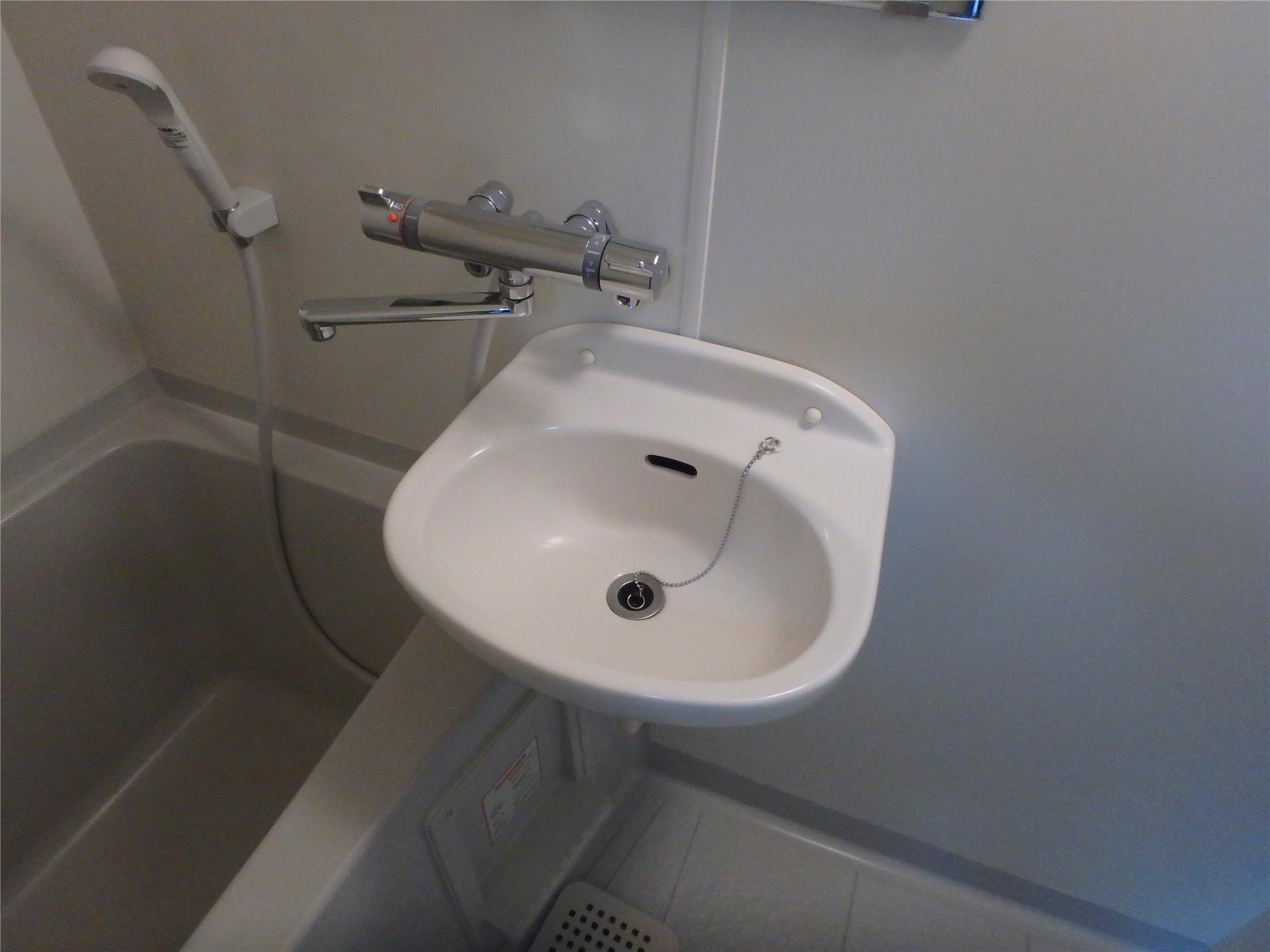 洗面設備　洗面ボウル付きです