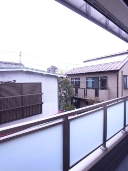 バルコニー　風通しのいいバルコニーです。