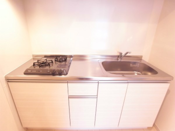 キッチン　2口ガスシステムキッチンです。