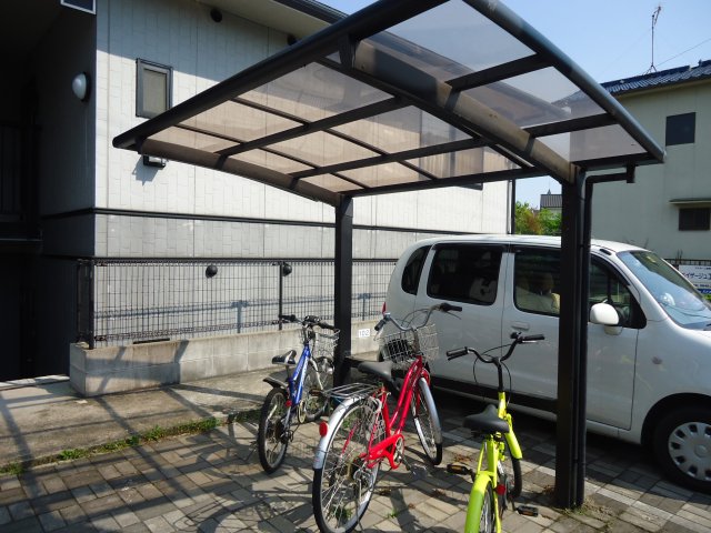 その他共有部分　屋根付き駐輪場