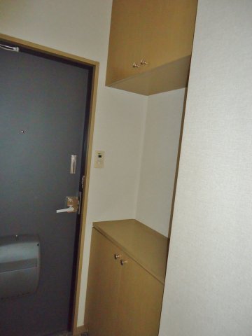 玄関　シューズボックス