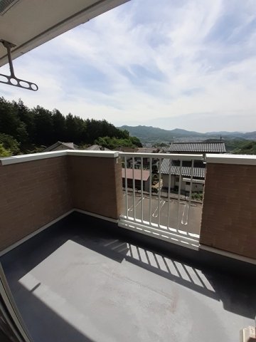 バルコニー　バルコニーがあります