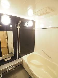 バス・シャワールーム　別部屋参考写真