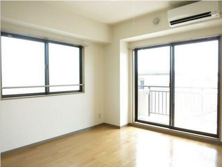 居室・リビング　別号室の参考写真となります