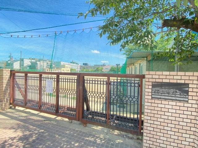 中学校　名古屋市立桜山中学校（中学校）まで1344m