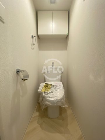 トイレ　セレニテ本町リアン　トイレ