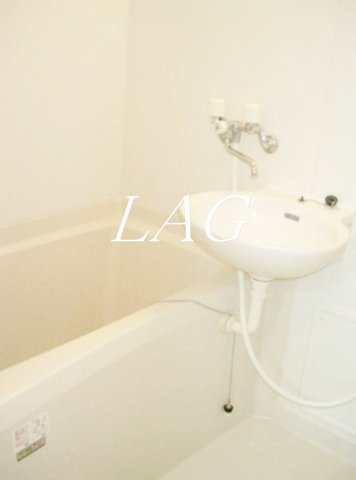 バス・シャワールーム　お風呂です。