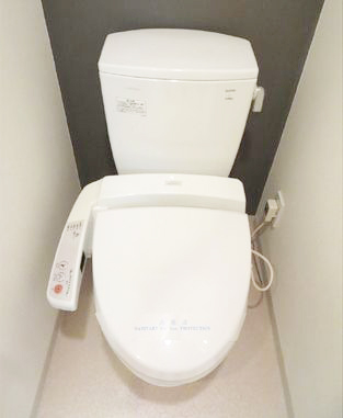 トイレ　★温水洗浄便座★