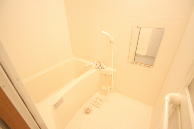 バス・シャワールーム　※別室のお写真を参考にしております