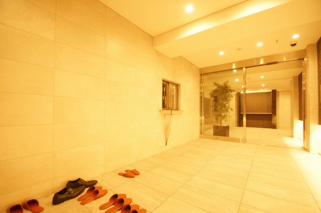 エントランス　エントランス