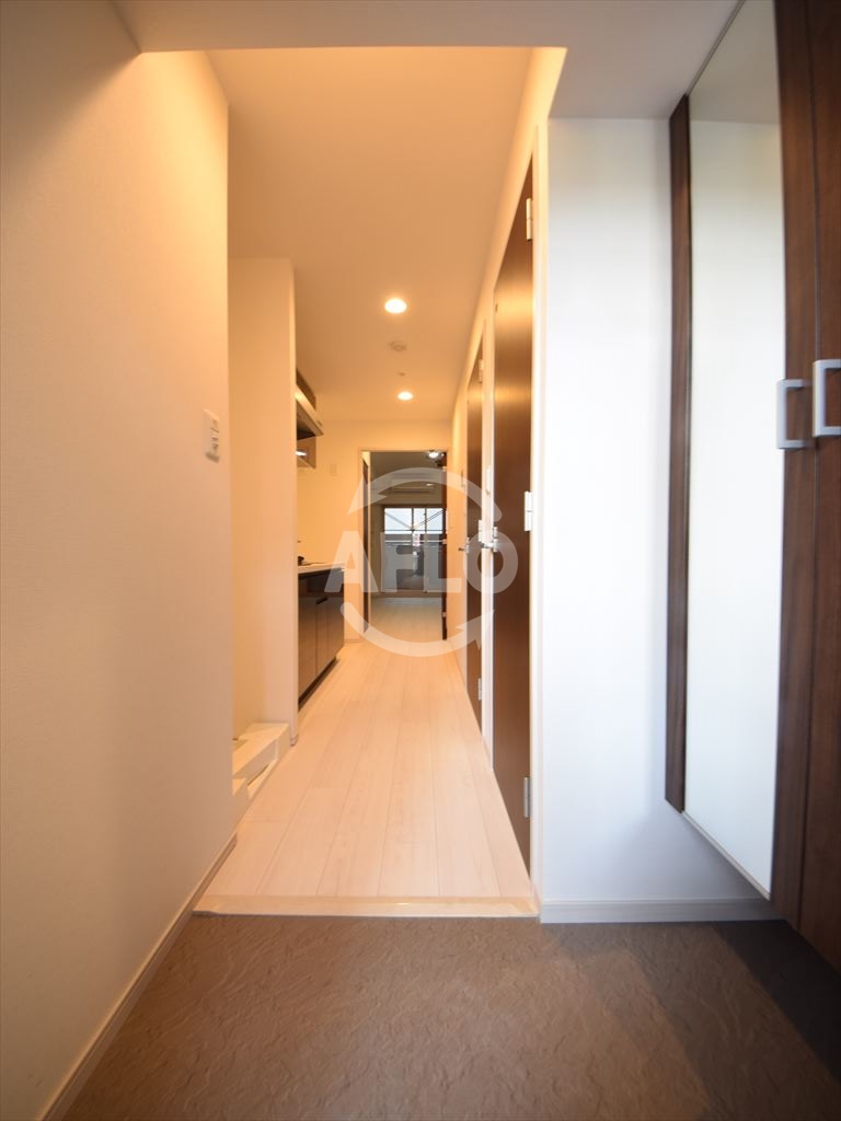 玄関　スプランディッド天王寺　玄関