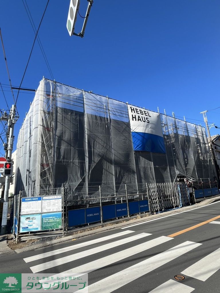 建物外観　駐車場