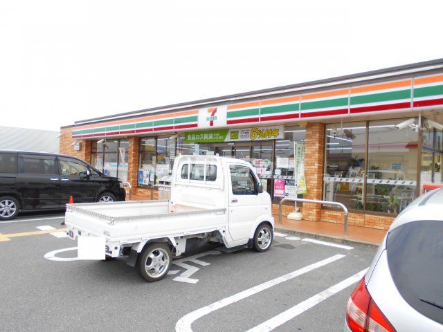コンビニ　セブンイレブン 天理三昧田町店（コンビニ）まで73m