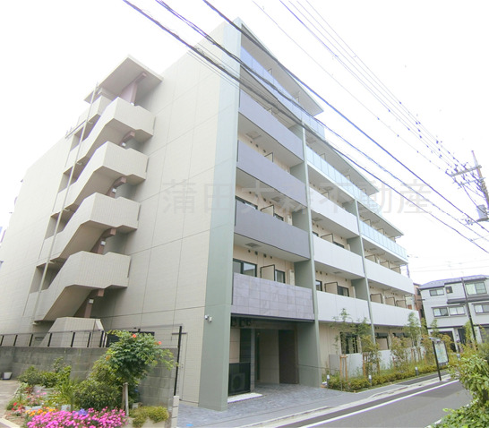 建物外観　2021年2月築　RC鉄筋コンクリート造地上6階建て1K 1