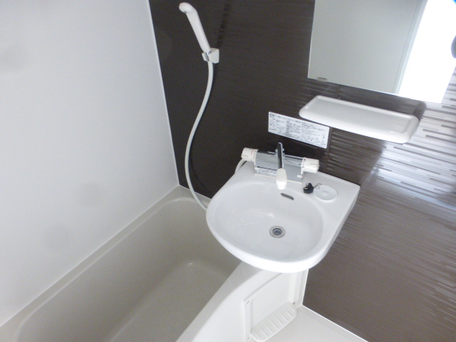 バス・シャワールーム　給湯式バスルーム