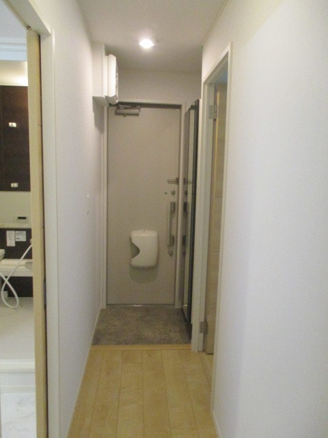 玄関　玄関にはシューズボックス