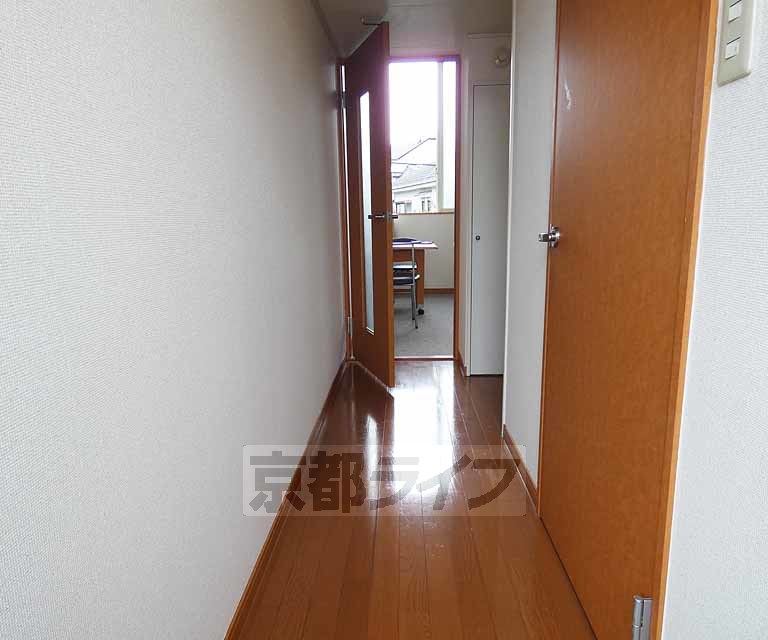 その他部屋・スペース　長い廊下です！