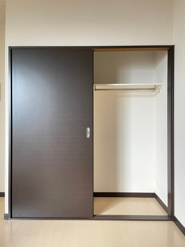 収納　※別部屋参考写真