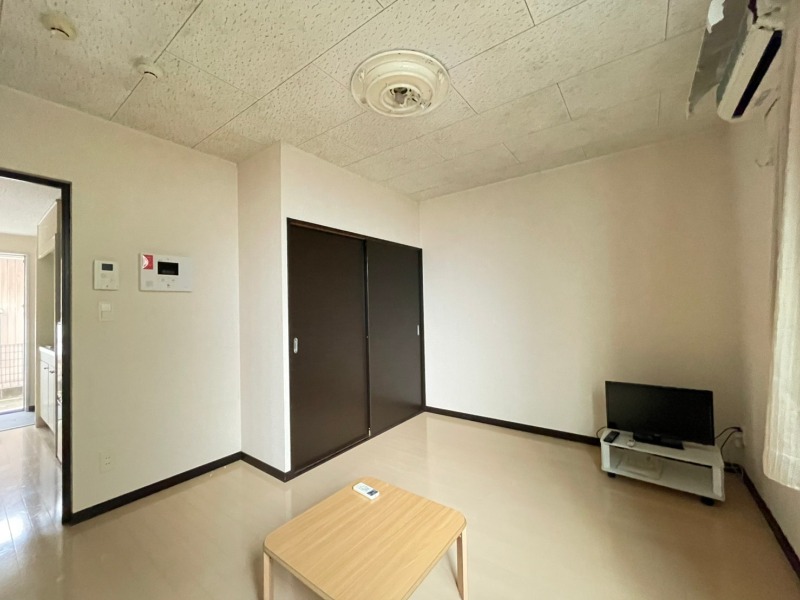 居室・リビング　※別部屋参考写真