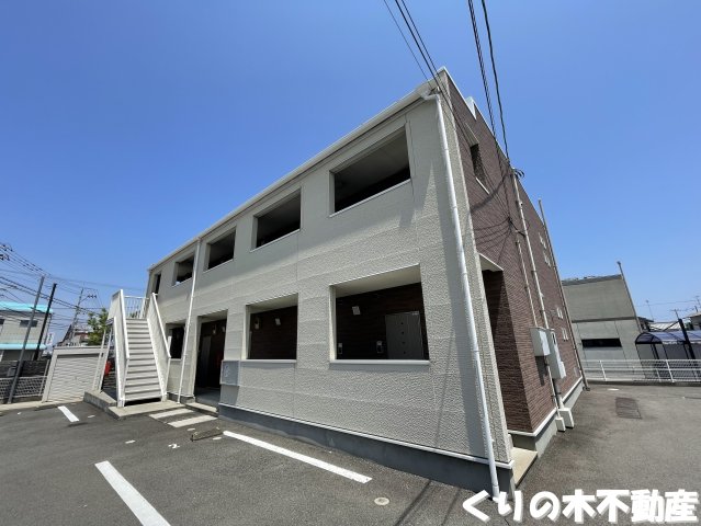 建物外観　落ち着いた雰囲気の外観です