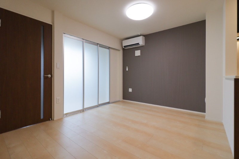 居室・リビング　図面と現状に相違がある場合には現状を優先