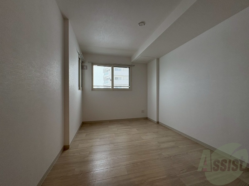 その他部屋・スペース　こちらのお部屋は光が差し込む、温かみのあるお部屋です。