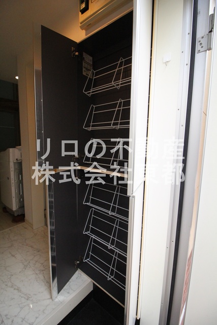 収納　下駄箱付なので、玄関はいつでもスッキリ片付きますね☆