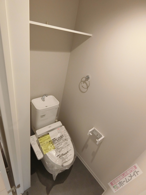 トイレ　温水洗浄便座付き♪