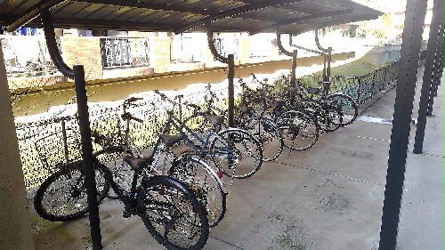 その他共有部分　屋根付き駐輪場